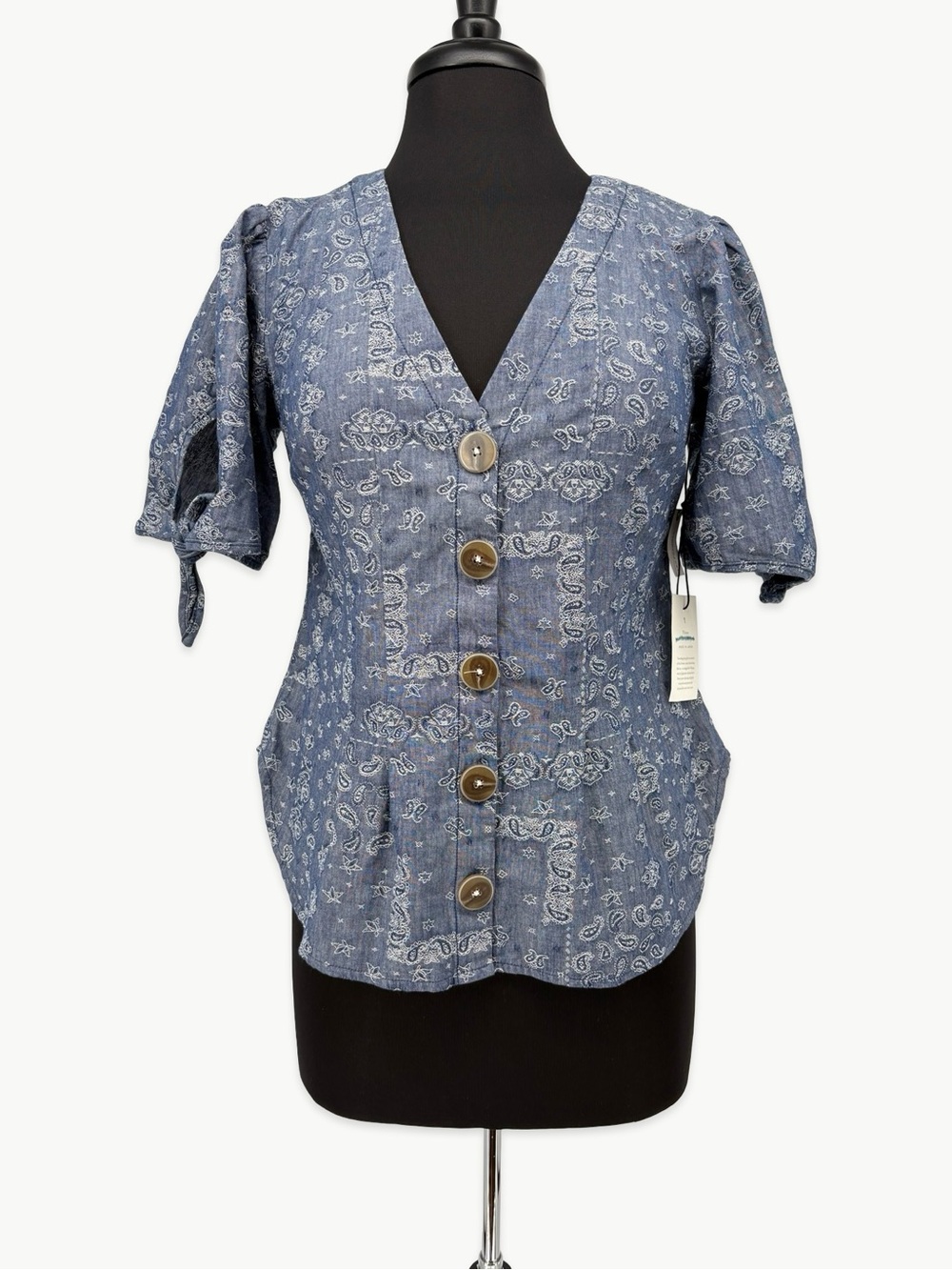 Pilcro Anthropologie Paisley Chambray Button Front Blouse Size 4 Tie Sleeve NWT - Picture 2 of 13